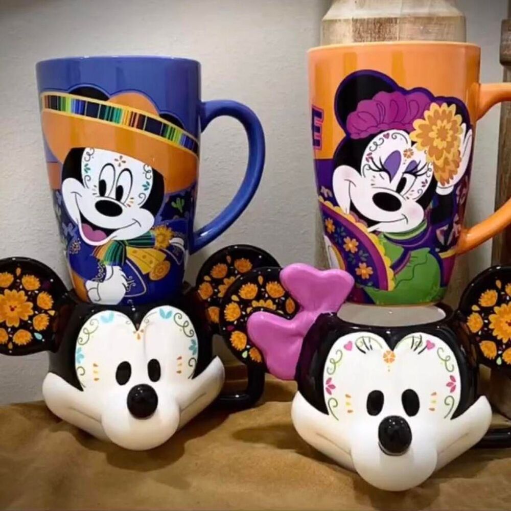 Disney multi Dinnerware